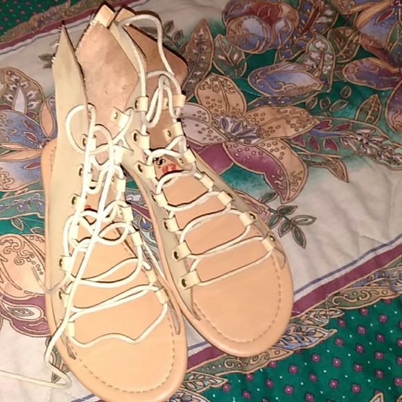 Hot Kiss Shoes Hot Kiss Sandals Poshmark